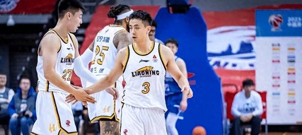 包含北京男篮战胜广州队，表现抢眼场场取胜的词条